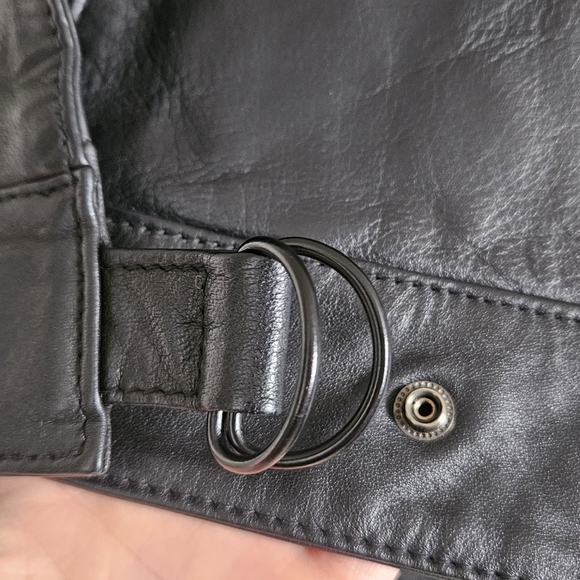 VINTAGE CHIA black leather crop jacket - Picture 3 of 8